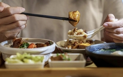 4 việc "cho thêm tiền" cũng đừng làm ngay sau khi ăn, nhiều người lại tưởng tốt làm mỗi ngày