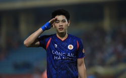 Đình Bắc ghi bàn như máy: 4 trận ghi 7 bàn đi vào lịch sử V.League, cạnh tranh "Vua phá lưới nội" với Hoàng Hên