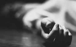 Người phụ nữ tử vong với nhiều vết thương, nghi bị sát hại tại nhà riêng