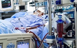 Người đàn ông 40 tuổi sống sót dù tim ngừng đập hơn 40 giờ