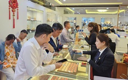 Giá vàng hôm nay 29-4: Rớt thêm 1,5 triệu đồng, thấp nhất nhiều tháng