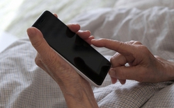 Nghiên cứu tiết lộ một sự thật đáng sợ: Điện thoại đã tắt nguồn nhưng có thể đang âm thầm "phản bội" bạn