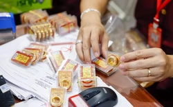 Giá vàng Việt Nam 'vênh' thế giới 16 triệu đồng/lượng