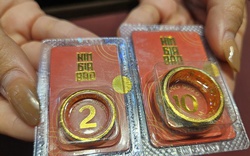 Tối 30-4, giá vàng gây bất ngờ trên thị trường quốc tế