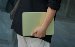 Chiếc MacBook rẻ nhất lịch sử bất ngờ giảm giá tại Việt Nam, đang "cháy hàng" diện rộng