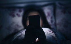 Ngủ sau khung giờ này, bạn đang tự “bào mòn” thận: Nguy cơ suy thận gần hơn bao giờ hết!