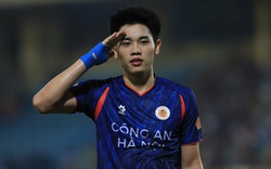 Đình Bắc lập cú đúp cho CAHN tại V.League, màn ăn mừng bùng nổ cảm xúc