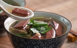 Món "súp đường phố" này được ví như "thuốc bổ tự nhiên": Vừa tăng cơ, bổ máu, ăn đúng cách còn giúp trẻ lâu