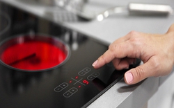 Cảnh báo đặc biệt đến các gia đình đang dùng bếp từ