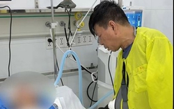 Người cha bật khóc nói lời tiễn biệt con trai trước ca hiến tạng cứu 4 người