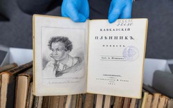 Hé lộ đường dây trộm sách xuyên châu Âu