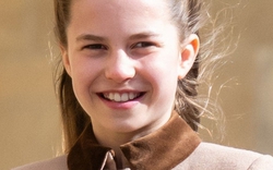 Khoảnh khắc gây bão của con gái Hoàng tử William: Khí chất lấn át cả khung hình, nhìn kỹ lại y hệt một người đặc biệt!