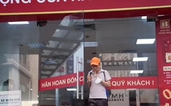 Cảnh tượng lạ tại cửa hàng vàng Bảo Tín Minh Châu