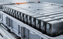 Trung Quốc công bố đột phá mới về pin xe điện: Không cháy nổ, chịu nhiệt 300°C