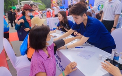 Long Châu, Bayer và OMRON hợp lực triển khai tầm soát rung nhĩ, phòng đột quỵ trên diện rộng