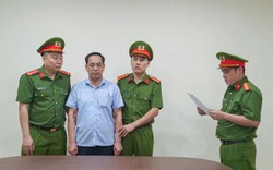 Nóng: Bắt giám đốc, hiệu trưởng, kế toán “ăn chặn” tiền trợ cấp cho người tâm thần, người khuyết tật, người già cô đơn và trẻ em