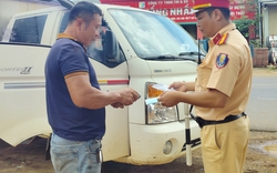 Quy định lớn liên quan đến tất cả ô tô trên cả nước sẽ bị bãi bỏ từ năm sau: CSGT sẽ kiểm soát thế nào?