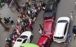7 ô tô va chạm dồn toa trên đường Kim Ngưu, Hà Nội