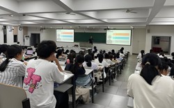 Nhìn vào bức tranh kinh tế tương lai, đây là 3 thứ tiếng đáng để bạn đầu tư ngay từ lúc này