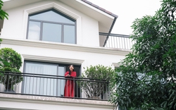 "MC đẹp nhất VTV" nghỉ việc ngay khi cưới thiếu gia kém tuổi: Ở biệt thự trắng xa hoa, hạ sinh quý tử cho gia tộc