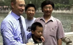 Tổng thống Putin gặp lại “cậu bé” chụp ảnh cùng ở Bắc Kinh 26 năm trước