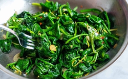 Loại rau nhiều sắt hơn thịt bò, là "vũ khí" ngừa ung thư: Cực dễ trồng, phát triển tốt bất chấp thời tiết