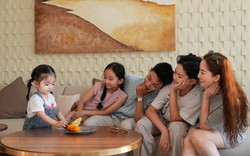 Khung hình gia đình Khánh Thi - Phan Hiển đẹp như tranh vẽ: Nhìn biểu cảm đủ hiểu ai "quyền lực" nhất nhà
