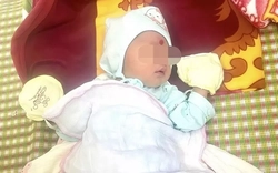 Xót xa thư của người mẹ để lại con sơ sinh trước cổng chùa