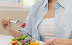 Tỉnh táo lên: Ăn uống lành mạnh mà vẫn tăng cân thì chỉ có thể là do 6 cái "bẫy" từ những thực phẩm "vàng" trong làng ăn kiêng