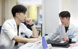 Bất ngờ với danh tính giám đốc Trung tâm Thẩm mỹ Y khoa, có 1,2 triệu follower trên mạng