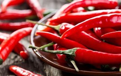 Ăn ớt 3 bữa mỗi ngày, người đàn ông 56 tuổi xuất hiện dấu hiệu “lạ”
