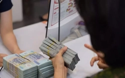 Lãi suất tiết kiệm cao chót vót