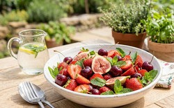 Top 3 loại trái cây bị xem là “ổ ký sinh trùng”, đặc biệt nguy hiểm nếu rửa qua loa rồi ăn ngay