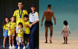 Ronaldo cởi trần khoe body 6 múi cuồn cuộn bên vợ đẹp con ngoan trước thềm World Cup