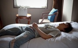 3 thói quen buổi sáng ở nam giới "phá gan" còn nhanh hơn uống rượu!