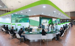 Thu phí 10.000 - 20.000 đồng/tháng đối với những khách hàng Agribank, BIDV, VietinBank… sau