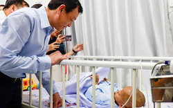 Cảnh giác "tội phạm ẩn" bạo hành trẻ em