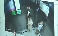 Hai bé gái 9 tuổi bị kẹt trong thang máy suốt 2 giờ, cầu cứu 50 lần nhưng bảo vệ vẫn ngó lơ