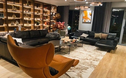 Nam MC cưới cô tiếp viên hàng không kém 8 tuổi: Mua đứt penthouse tặng vợ, độ cưng chiều ngang tổng tài ngôn tình