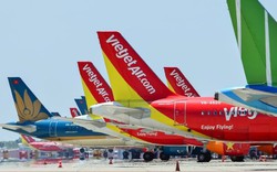 Cao điểm hè: Giá vé máy bay giảm sâu