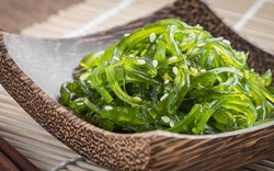 Mùa hè đổ mồ hôi liên tục, cà tím và đậu xanh đều bị "cho ra rìa": Đây mới là loại rau nên ăn nhiều