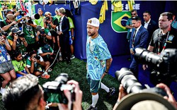 Neymar bị hàng trăm ống kính "pressing"