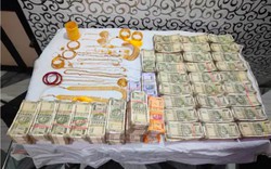 Đột kích nhà và văn phòng của “trùm” khai thác cát, tich thu hơn nửa kg vàng, 1,5 tỷ đồng tiền mặt