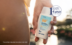 Sensilis Water Fluid 50+: Chống nắng chuẩn “Invisible Glow” được hội chị em săn lùng