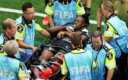 Chấn thương kinh hoàng tại World Cup: Sao Canada gãy chân phải đi cấp cứu gấp, cầu thủ trên sân sốc nặng