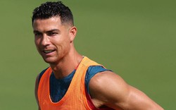 Đừng lo, Ronaldo vẫn ổn!