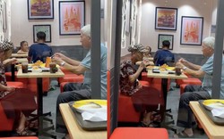 Clip cụ ông U90 đưa vợ đi ăn gà rán, mỳ Ý khiến giới trẻ xuýt xoa