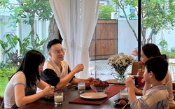 Rời penthouse sang biệt thự 500m² ngoại ô, nam nghệ sĩ Việt tìm thấy “kho báu” đáng giá hơn tiền bạc