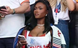 Dàn WAGs bị chỉ trích ở World Cup