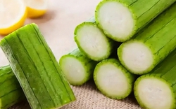 Mướp đang vào mùa nhưng ăn kiểu này chẳng khác nào "bức tử" thận của bạn, 3 sai lầm nhiều người mắc suốt mùa hè cần bỏ ngay